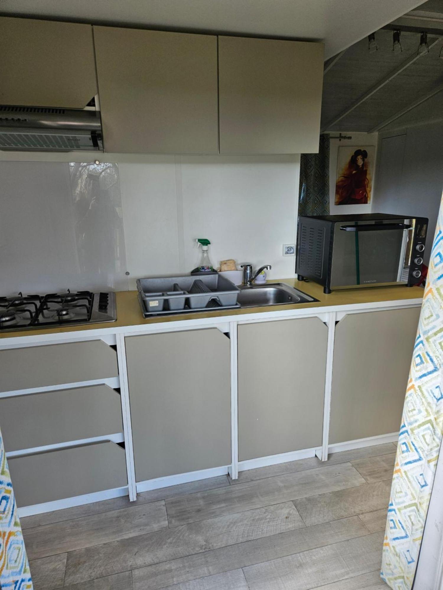 Camping Familial Les Chalets D'Uza Luaran gambar