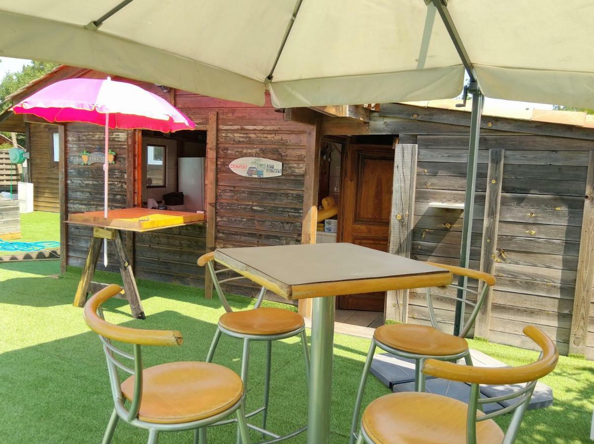 Camping Familial Les Chalets D'Uza Luaran gambar